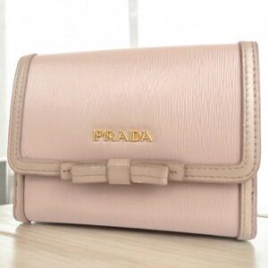PRADA Pink Leather Bifold Wallet 😍💕